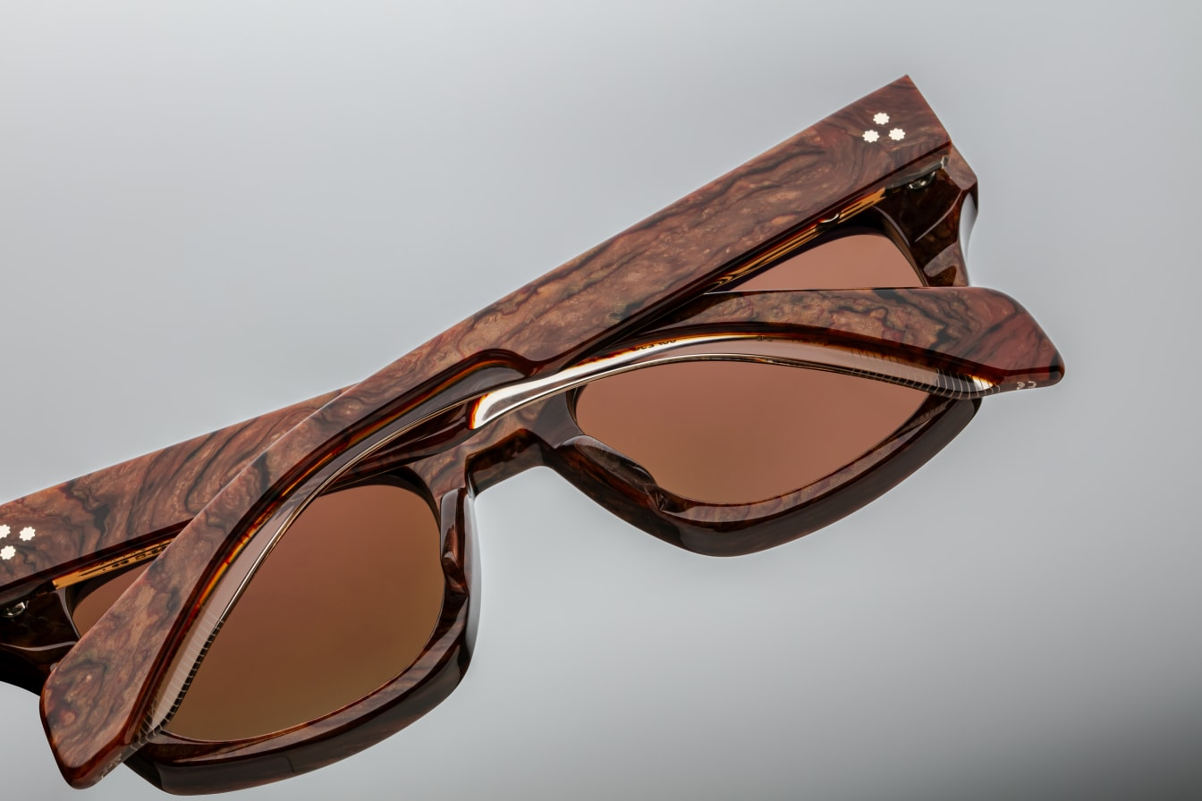 Dealan 53 | Burlwood