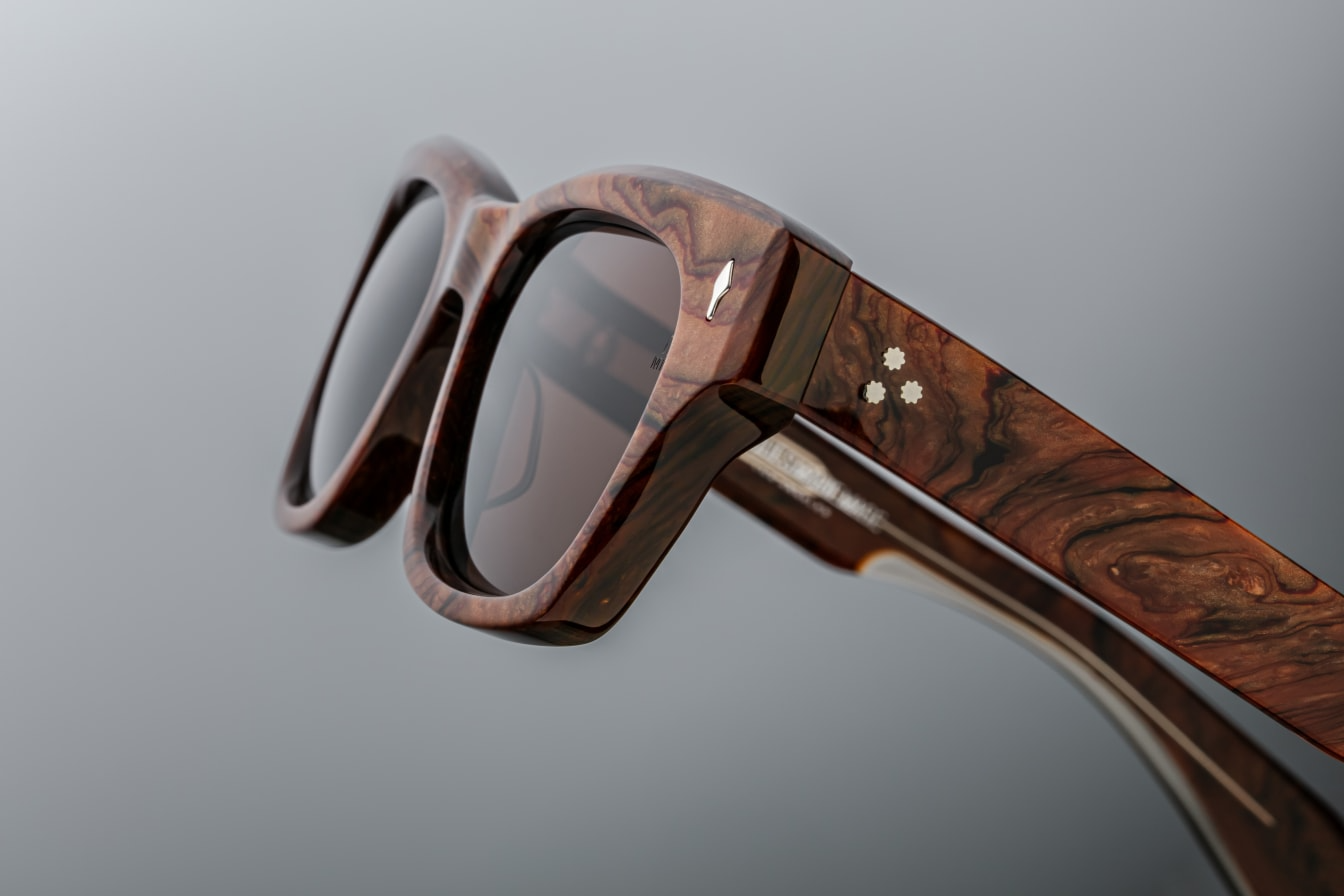Dealan 53 | Burlwood