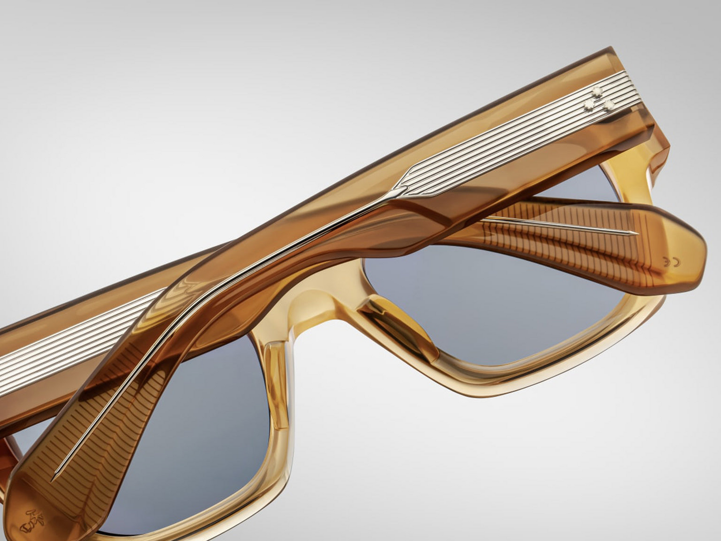 Jacques Marie Mage | Enzo | Saffron