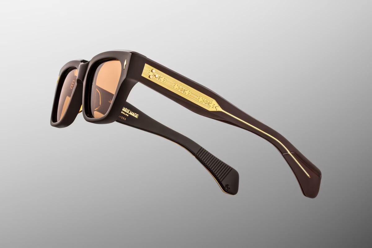 Fellini | Walnut
