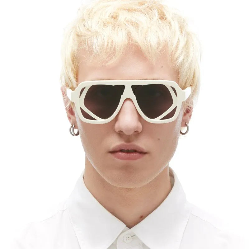 KUBORAUM - T11 - BU - BUTTER WHITE