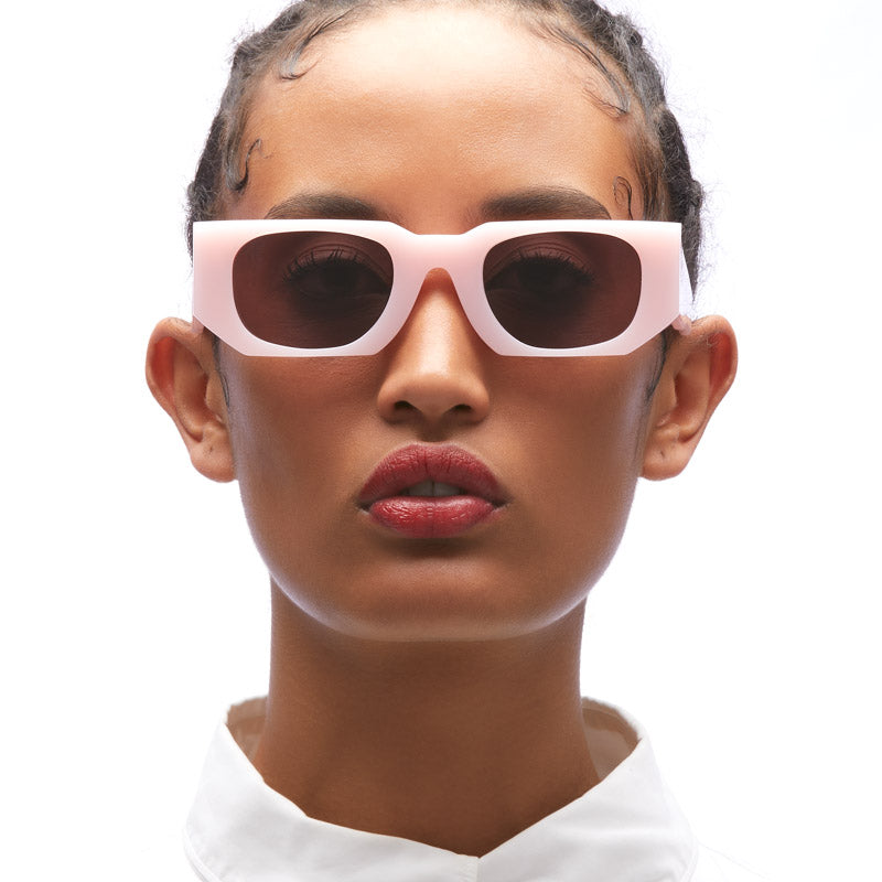 KUBORAUM - U8 SBM - STRAWBERRY MILKSHAKE