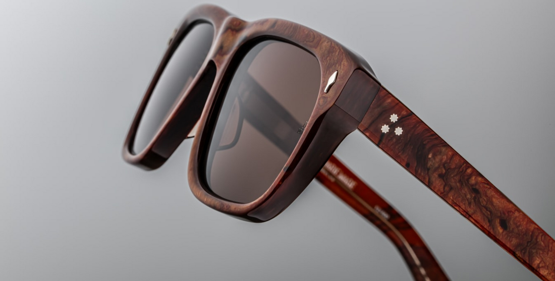 An Icon of JMM, these are classic rectangular glasses with soft angles and notable volumes. Brown 10mm cured cellulose acetate frame with custom double laminated acetate temples and brown lenses. Limited edition of 400 pieces. Handcrafted in Japan.&nbsp;Size 56/19.