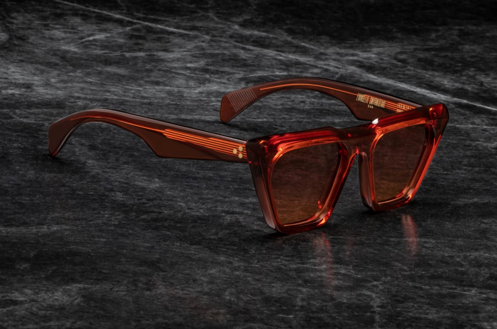 Eva | Umber