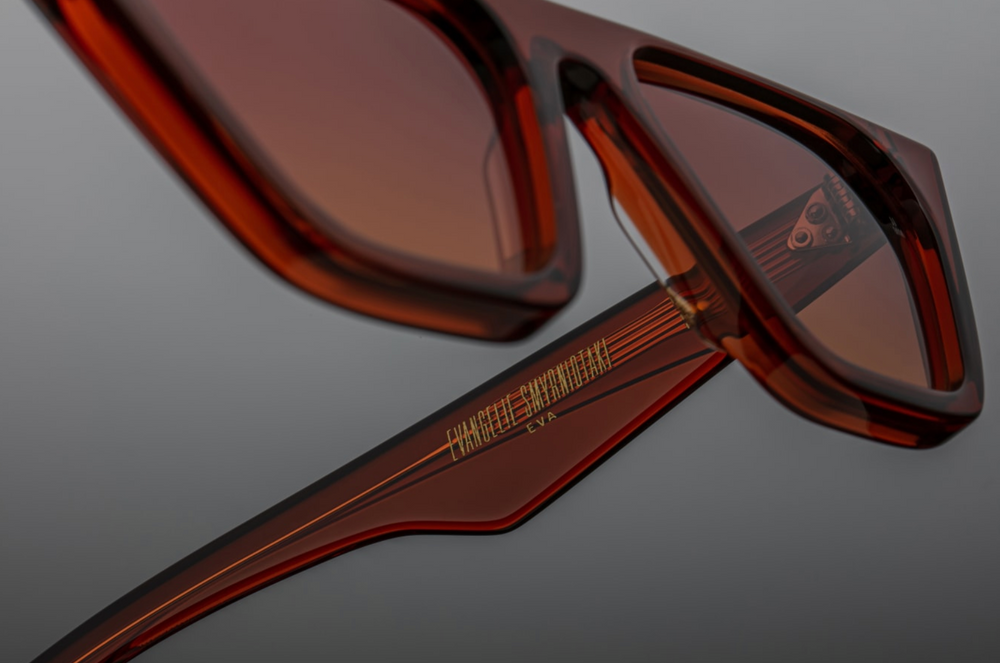 Eva | Umber