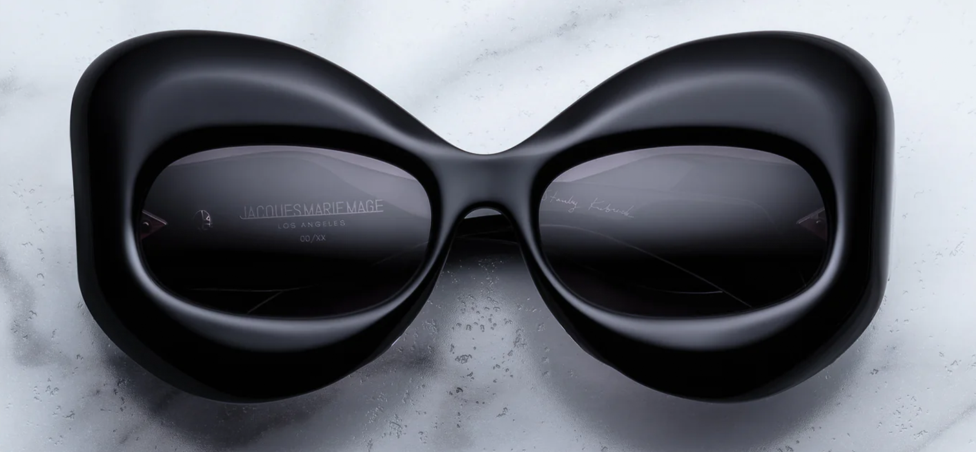 Jacques Marie Mage Twins Shadow sunglasses front view, oversized black acetate butterfly frame with jet gradient lenses inspired by The Shining
Front view of JMM Twins Shadow Kubrick sunglasses, cinematic oversized silhouette in polished black acetate with silver detailing