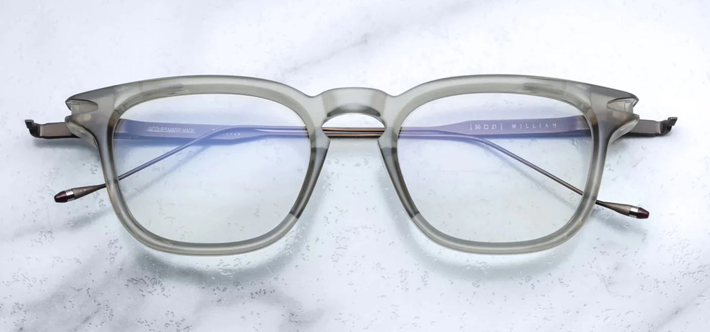 Silver 100% beta titanium temples and 4mm acetate front with clear lenses. Limited production batch of 350 pieces.Handcrafted in Japan.Size 50/21.