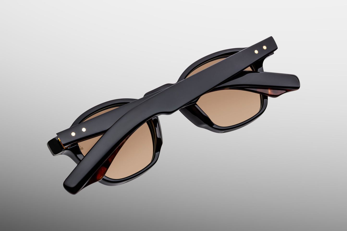 Jacques Marie Mage Zephirin Noir 15 sunglasses rear view highlighting premium black acetate construction, double-laminated temples and artisan Japanese craftsmanship